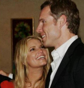 Jessica Simpson engaged to former NFL star Eric Johnson